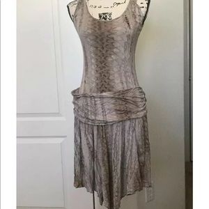*dunía* dress 100% rayon Sz S